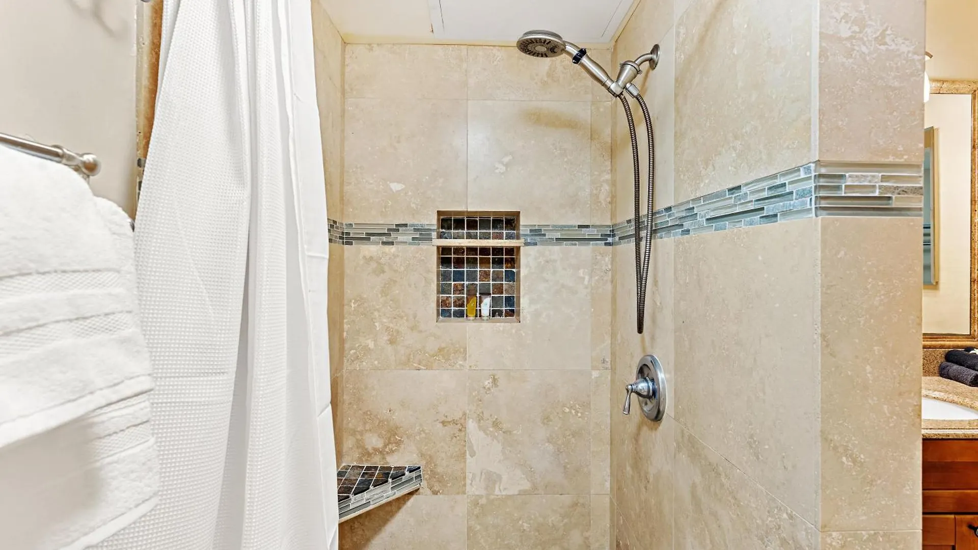 Feriehus Napili Shores E144 Kahana