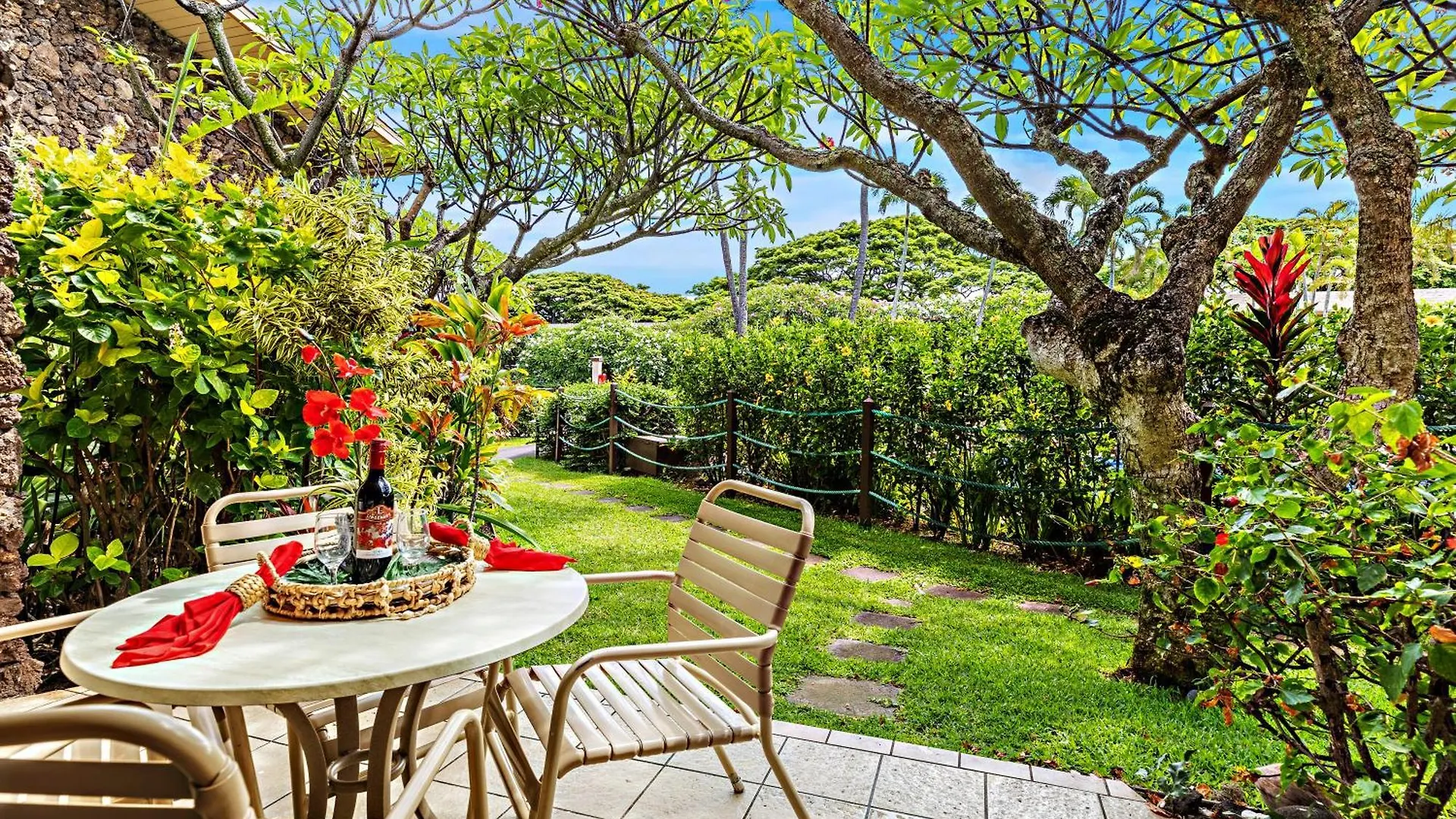 Napili Shores E144 Kahana USA